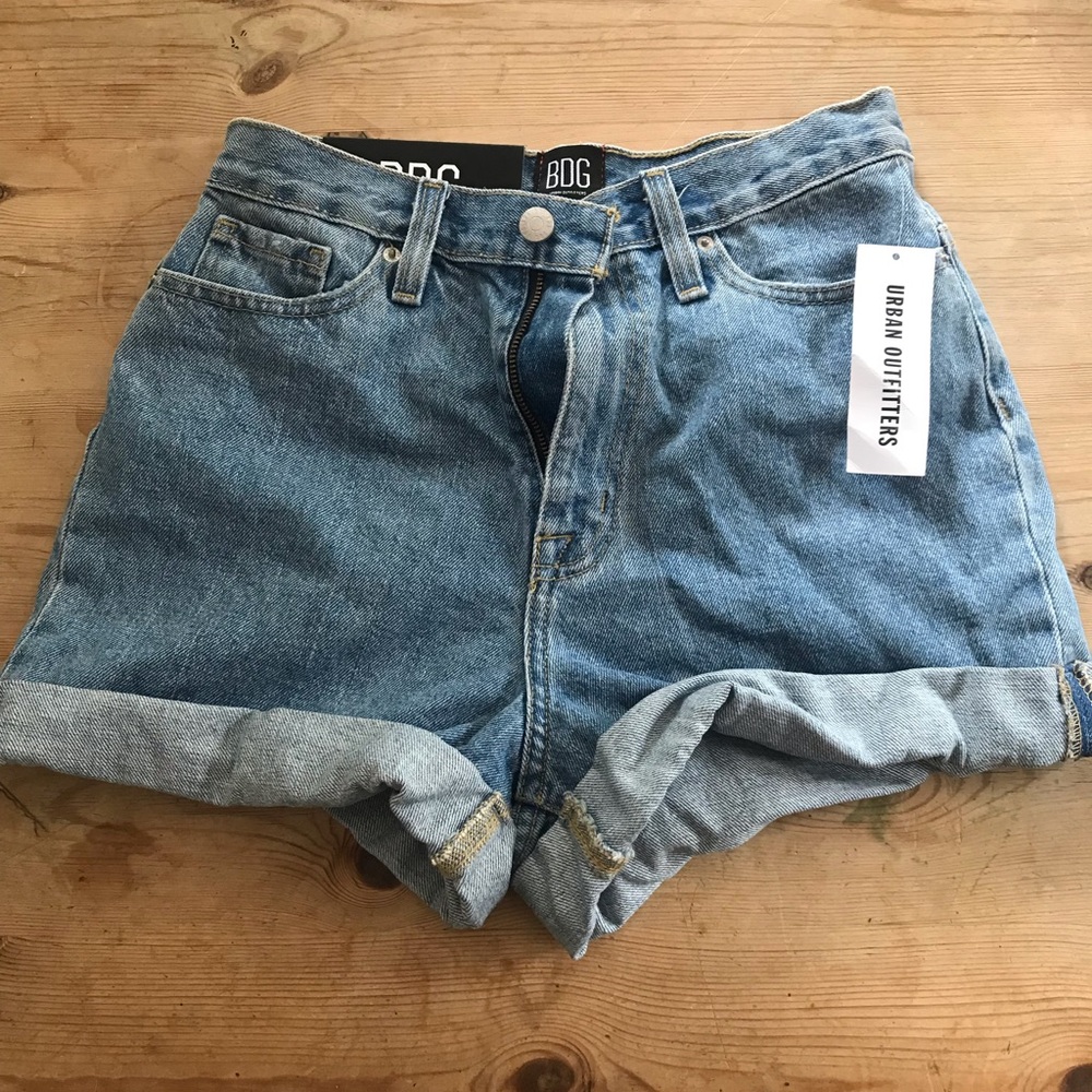 URBAN OUTFITTERS BDG JEANS